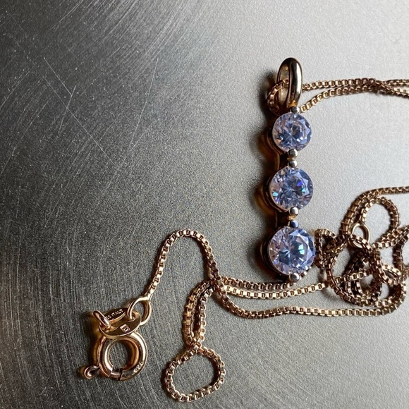 Made in Italy 925SS gold plated 3 stone necklace - Picture 4 of 8